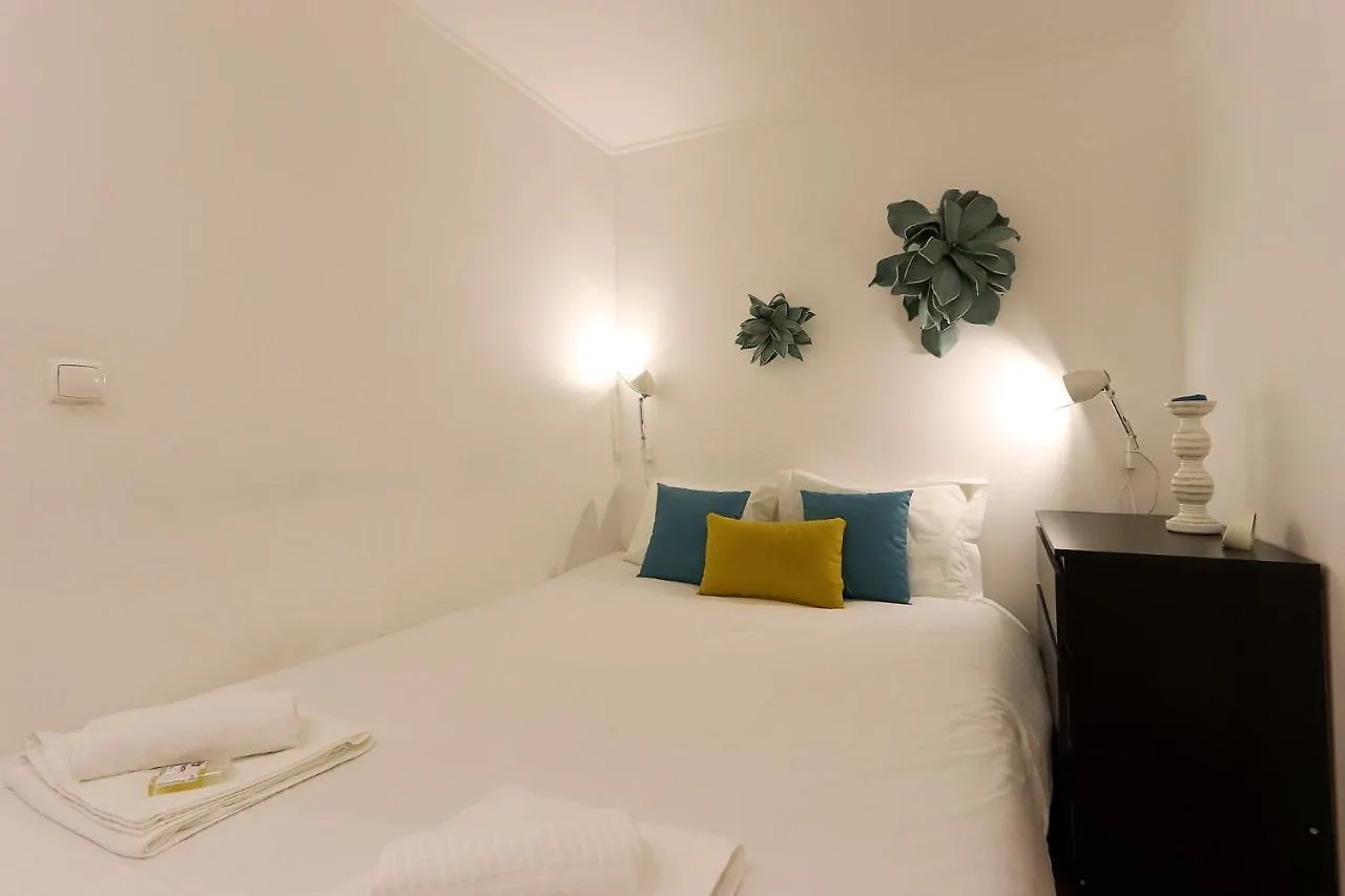 Bairro Alto Blue & Green By Homing Lisbon Apartment