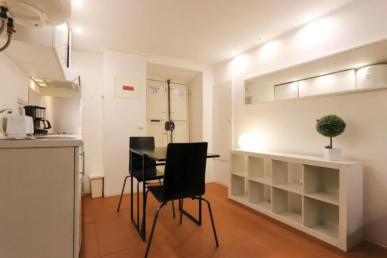 Apartment Bairro Alto Blue & Green By Homing Lisbon