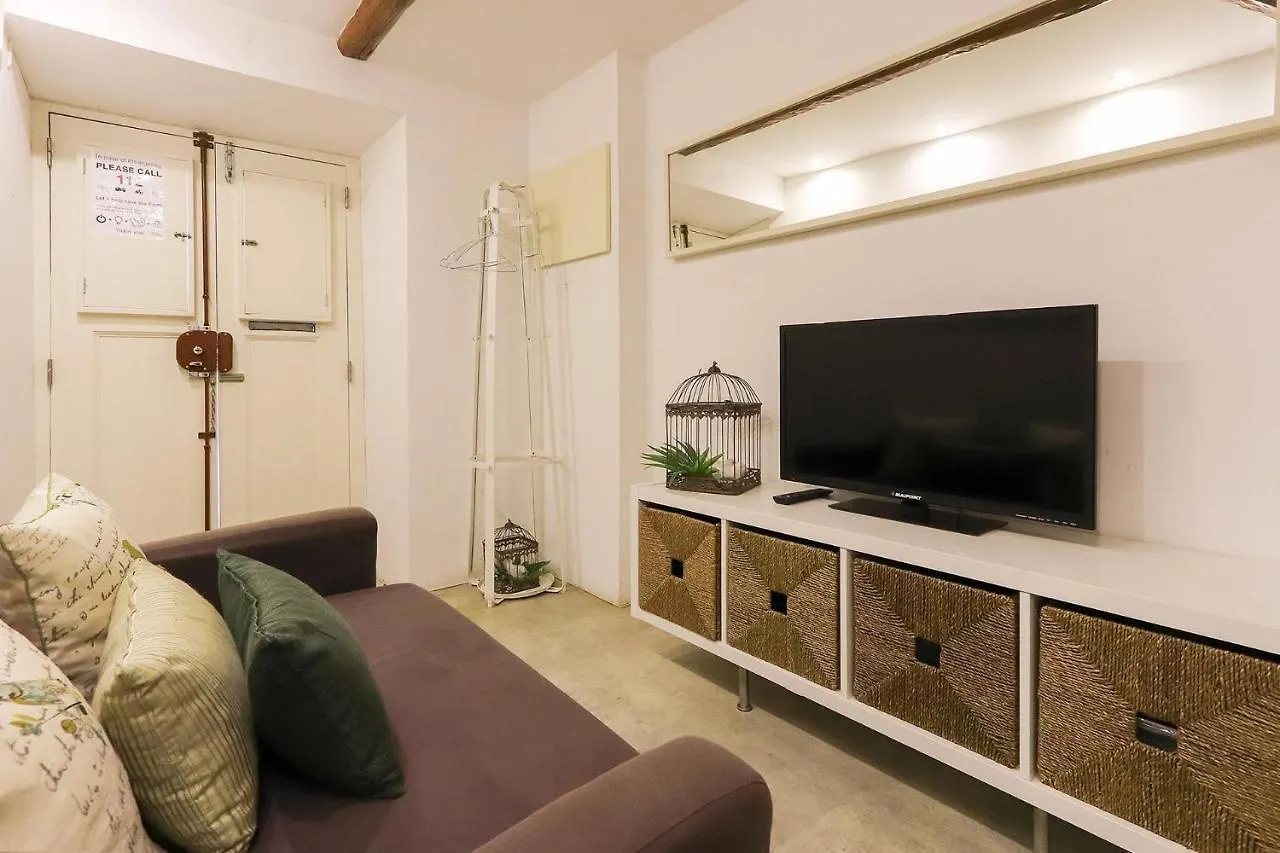Bairro Alto Blue & Green By Homing Lisbon