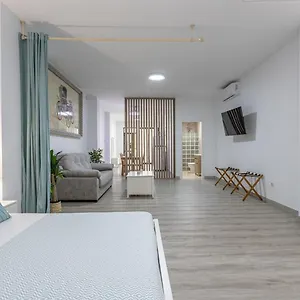 Feria De Abril De Apartamento Sevilla