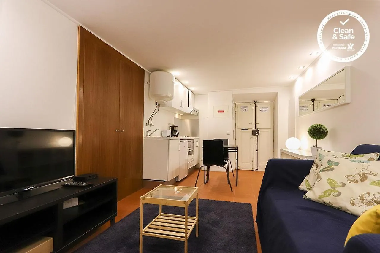 Apartment Bairro Alto Blue & Green By Homing Lisbon Portugal